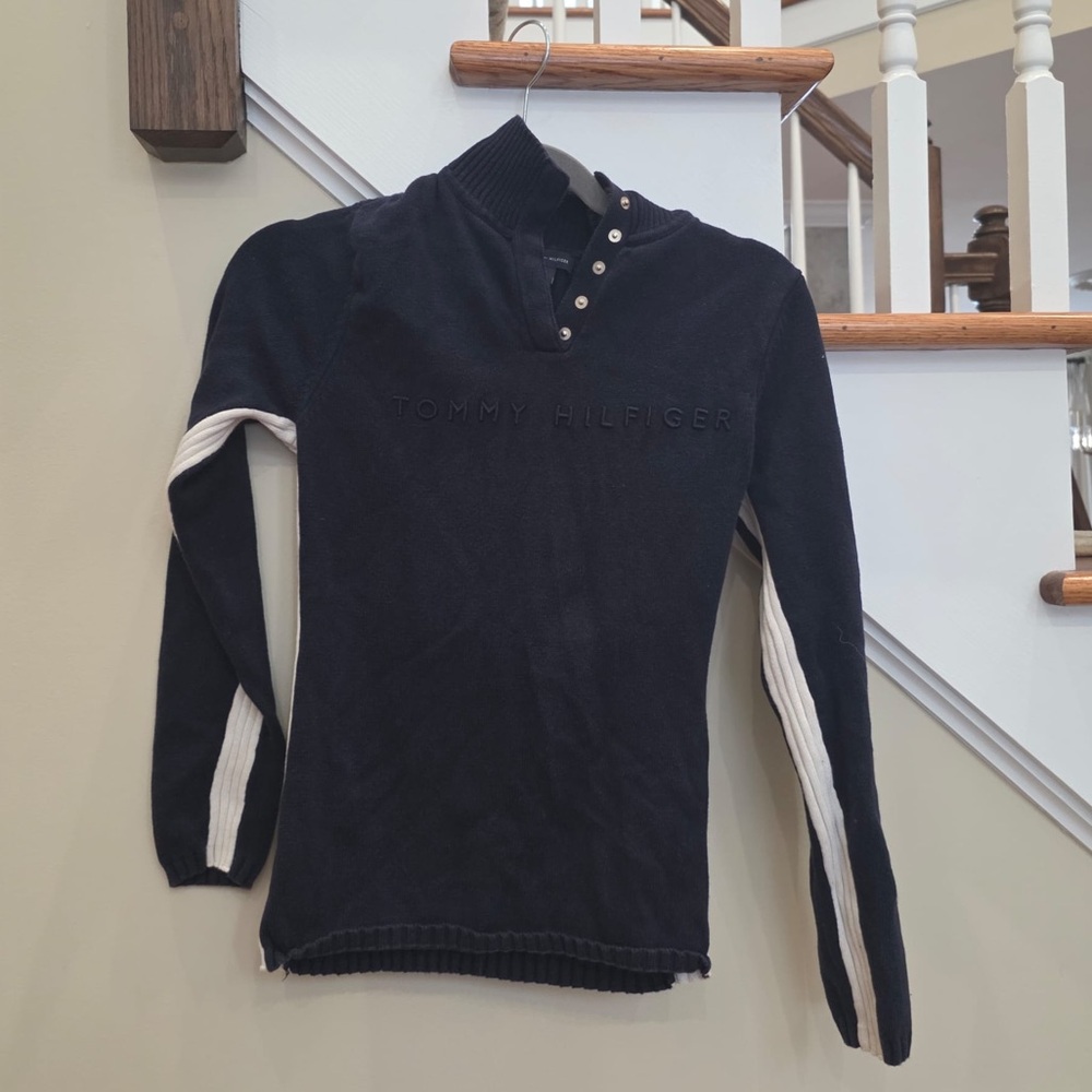 Tommy Hilfiger sweater, women’s medium